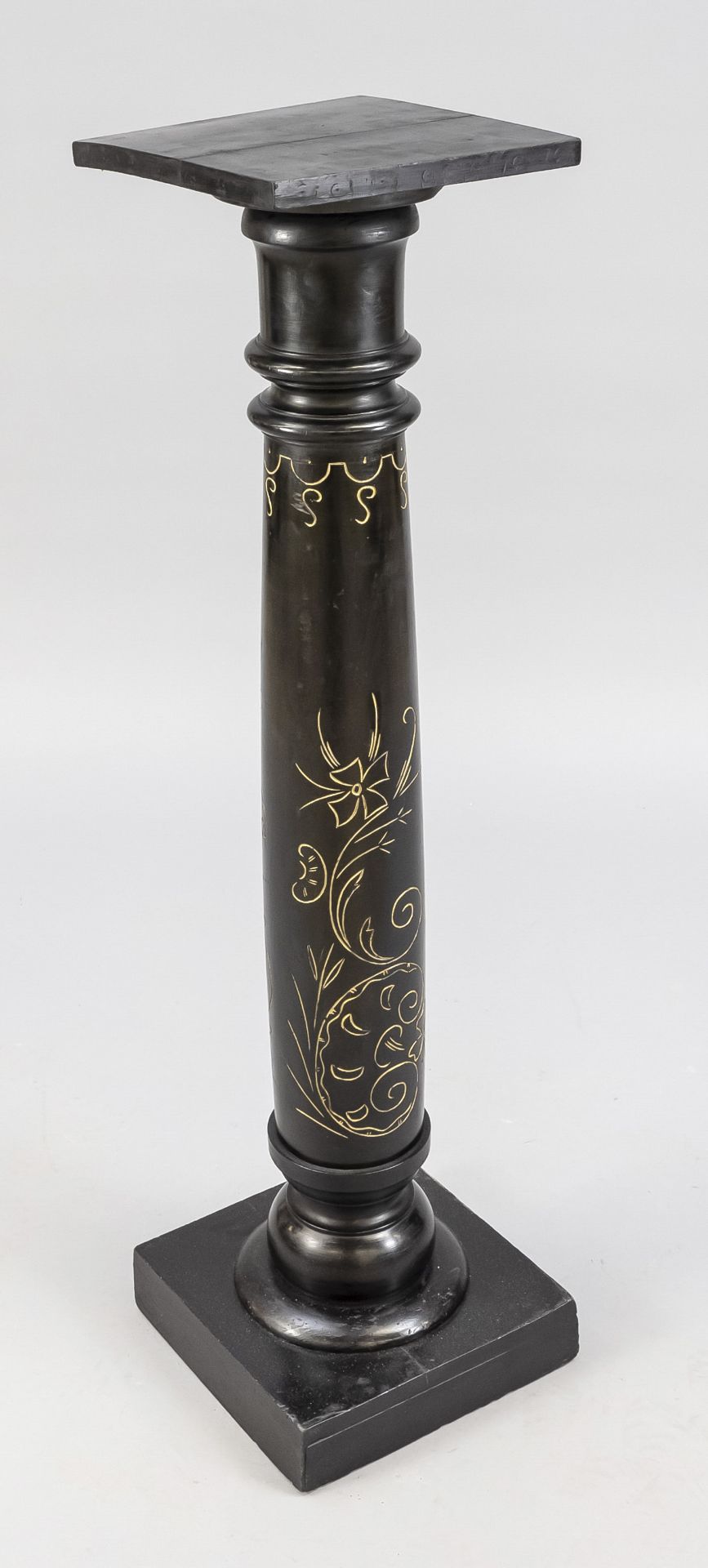 Flower column, end of 19th/beginning of 20th c., wood, black lacquered with cut ornament, h. 108