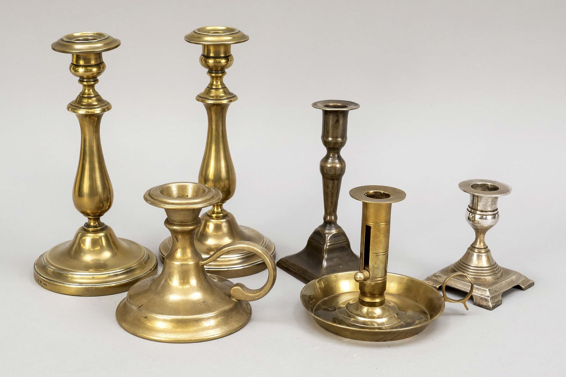 Set of candlesticks, 19th/20th c., brass, bronze. Of which 1 pair. H. to 22 cm
