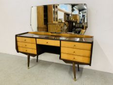 A RETRO LACQUERED FINISH DRESSING TABLE,