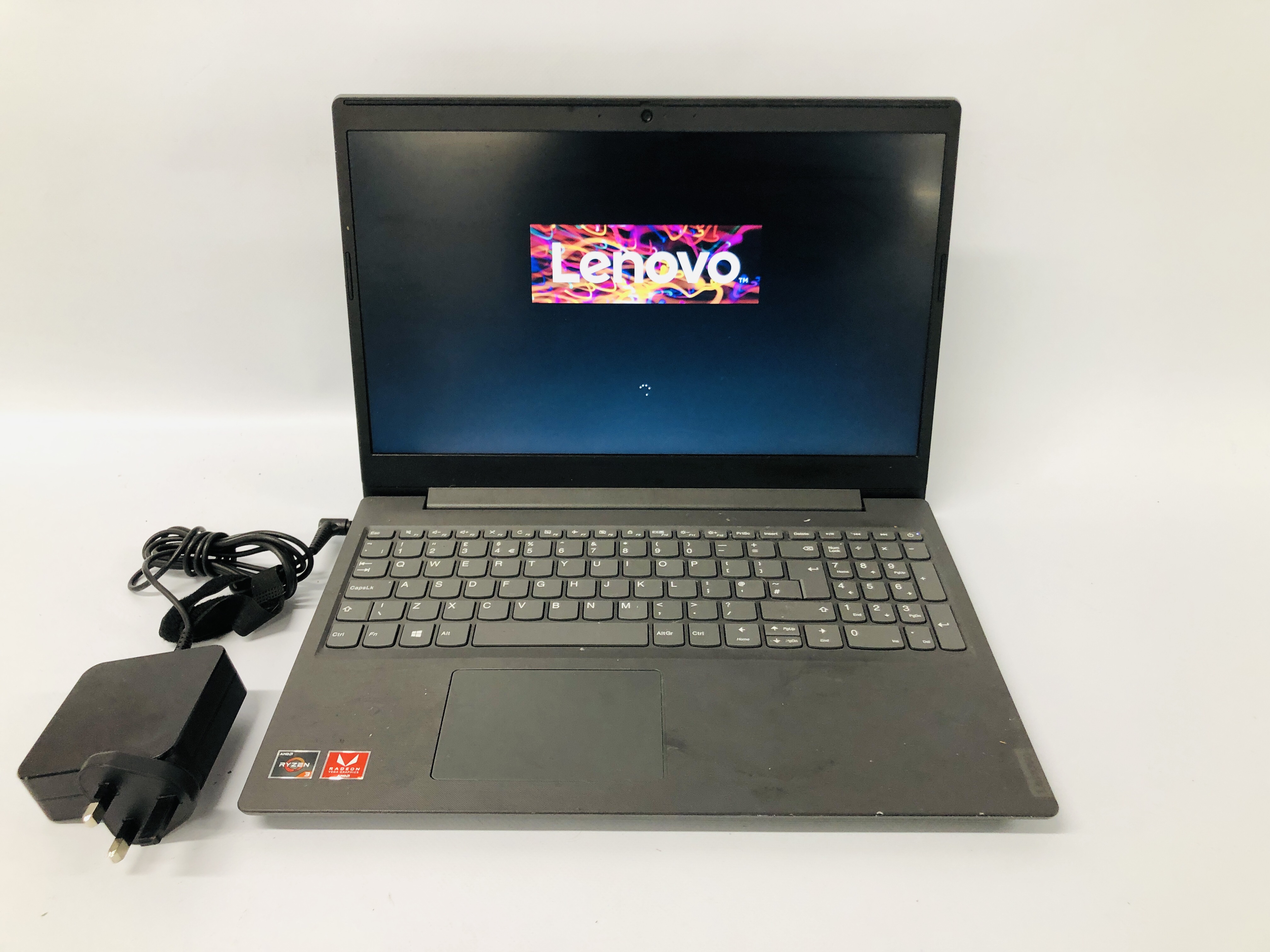 A LENOVO LAPTOP COMPUTER MODEL 81V5, WINDOWS 8, - Image 2 of 7