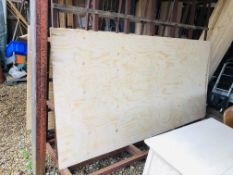 4 X SHEETS OF 245CM X 122CM X 9MM PLY