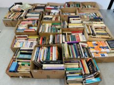 26 BOXES ASSORTED BOOKS TO INCLUDE COOKERY, GARDENING, DOG BREEDING / SHOWING, MODERN NOVELS,