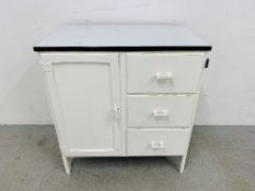 A VINTAGE WHITE PAINTED 3 DRAWER CABINET WITH ENAMEL TOP, W 77CM, D 46CM, H 84CM.