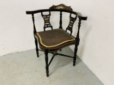 EDWARDIAN MAHOGANY CORNER CHAIR WITH GILT INLAY AND FRETTWORK ON CROSS / STRETCHER SUPPORT.