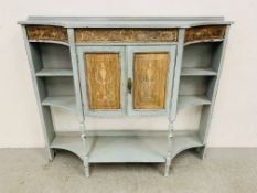 AN EDWARDIAN SIDE CABINET WITH BLUE SHABBY CHIC FINISH, W 123CM, D 33CM, H 104CM.