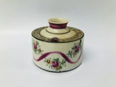 A RARE LATE C18TH PORCELAIN POLYCHROME INKWELL OF CIRCULAR FORM DECORATED WITH SWAGS OF FLOWERS AND
