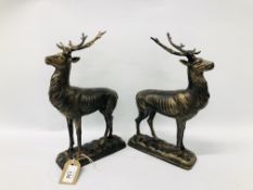 (R) 2 DEER FIGURES