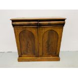 A VICTORIAN MAHOGANY TWO DOOR CABINET WITH SHELVED INTERIOR W 100CM. D 38CM. H 97CM.