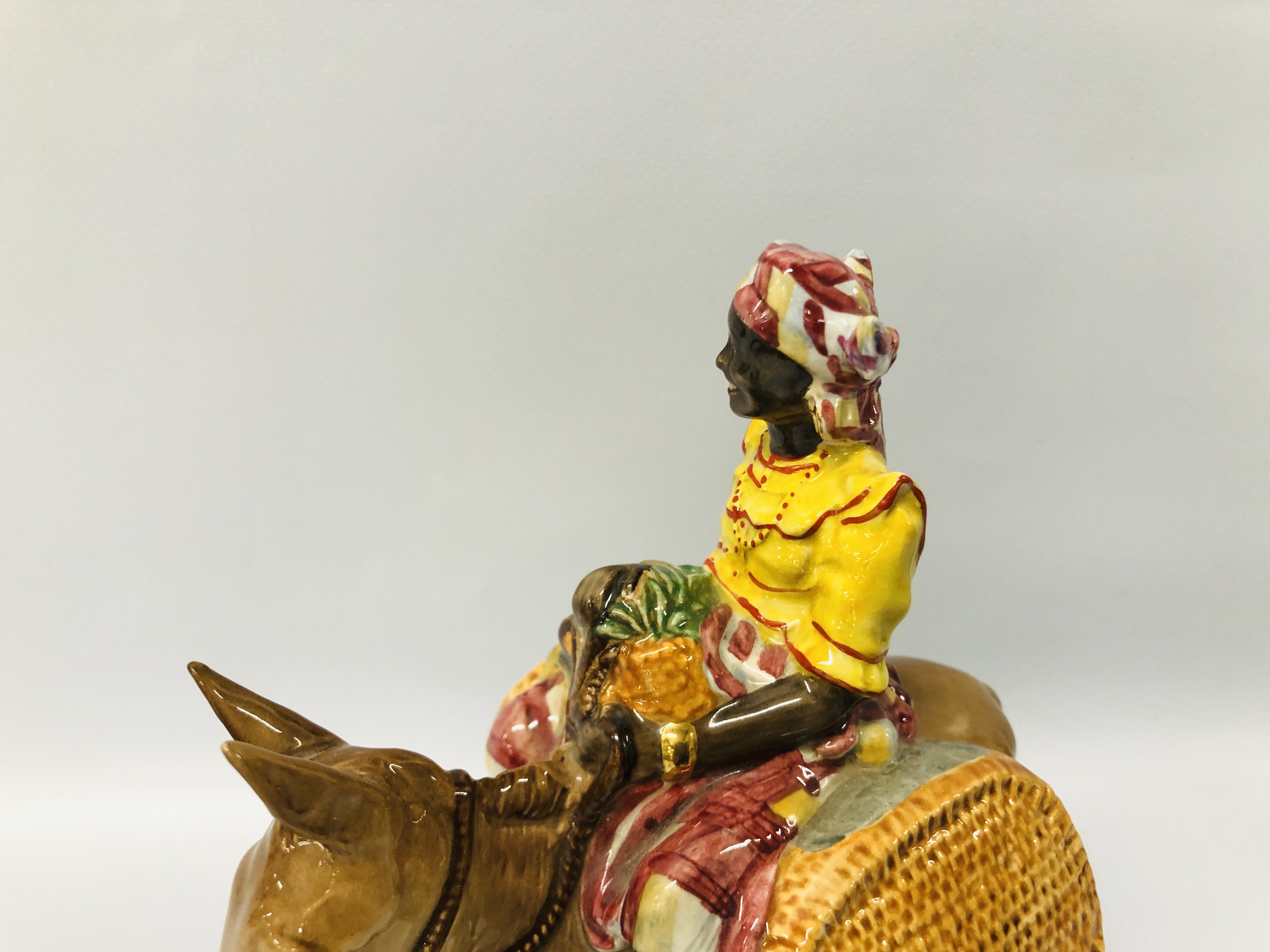 BESWICK "SUSIE JAMAICA" FIGURE ALONG WITH A MINIATURE BESWICK BENEAGLES WHISKY DECANTER (EMPTY) - Image 10 of 13