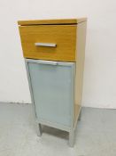 A MODERN LIGHT OAK FINISH SINGLE DRAWER DESIGNER CABINET WITH FROSTED GLASS DOOR W 30CM. D 30CM.