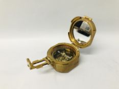 REPRODUCTION BRASS COMPASS