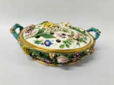 A C19TH MINTON CIRCULAR POT-POURRI DISH AND COVER, THE HANDLES BODY AND COVER ENCRUSTED IN FLOWERS,