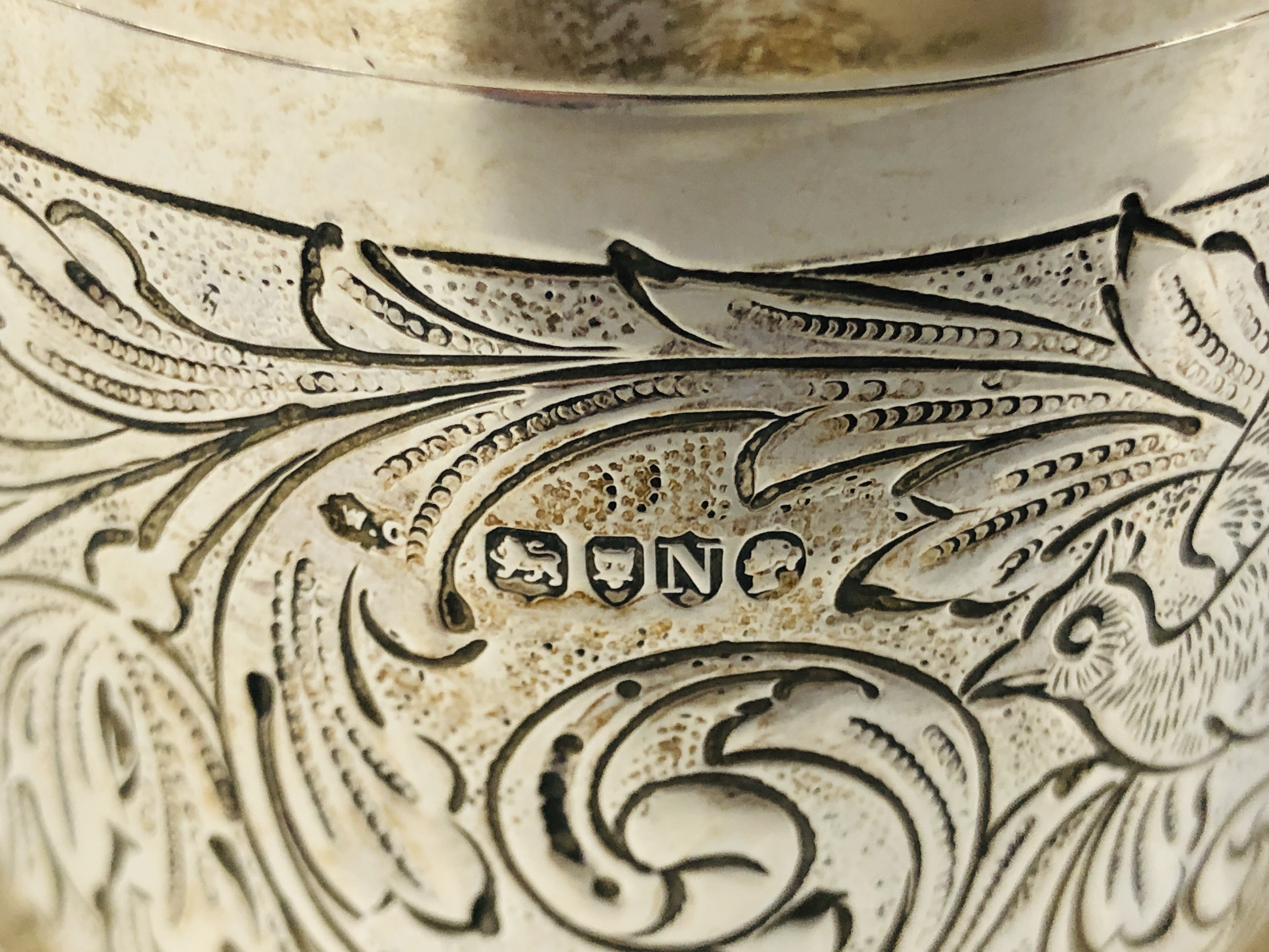 A VICTORIAN SILVER CYLINDRICAL BOX AND COVER DECORATED WITH BIRD LONDON 1888, WILLIAM COMINS - H 8. - Image 9 of 21