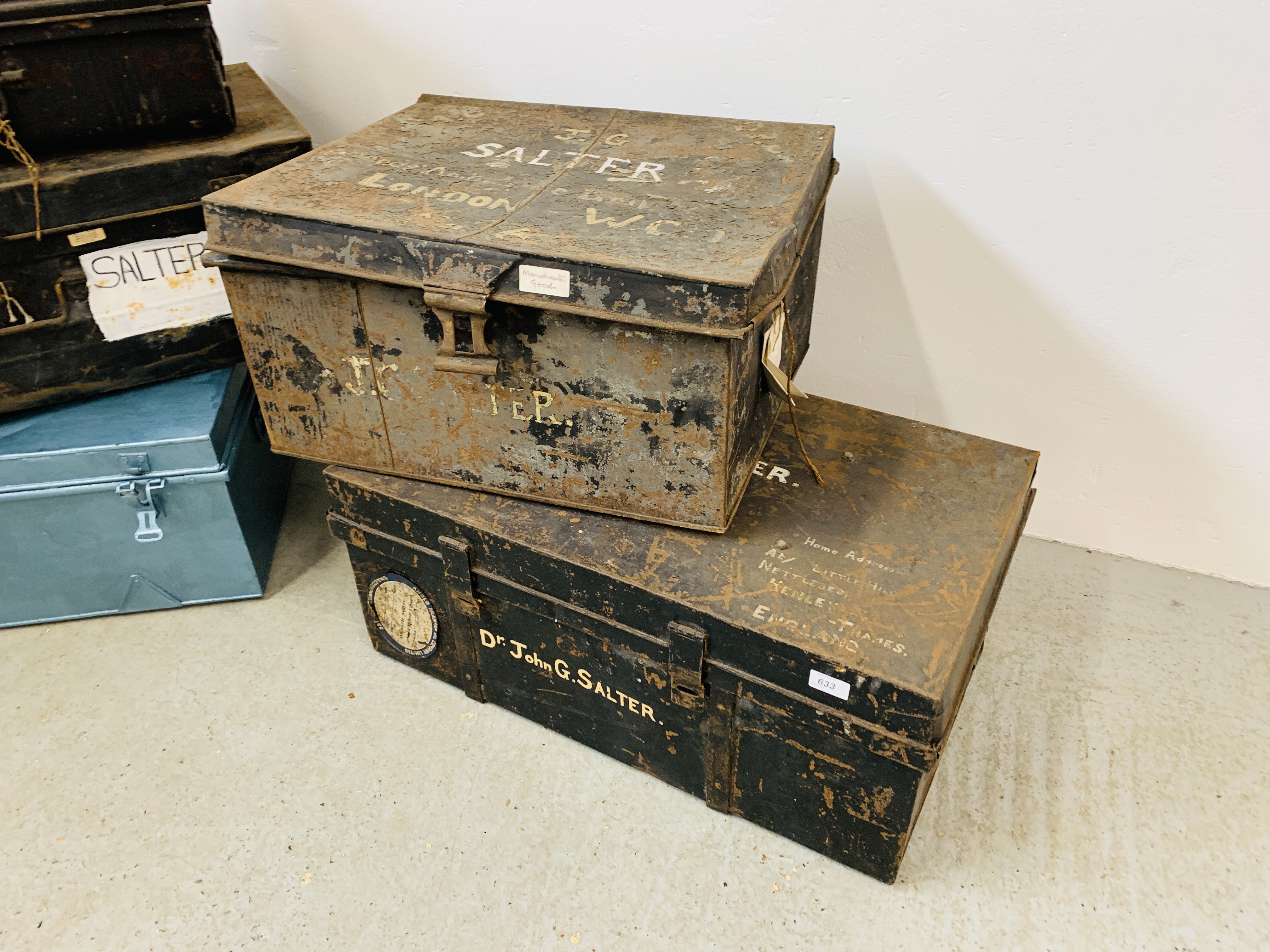 COLLECTION OF 5 VINTAGE METAL TRAVELLING TRUNKS - Image 2 of 7