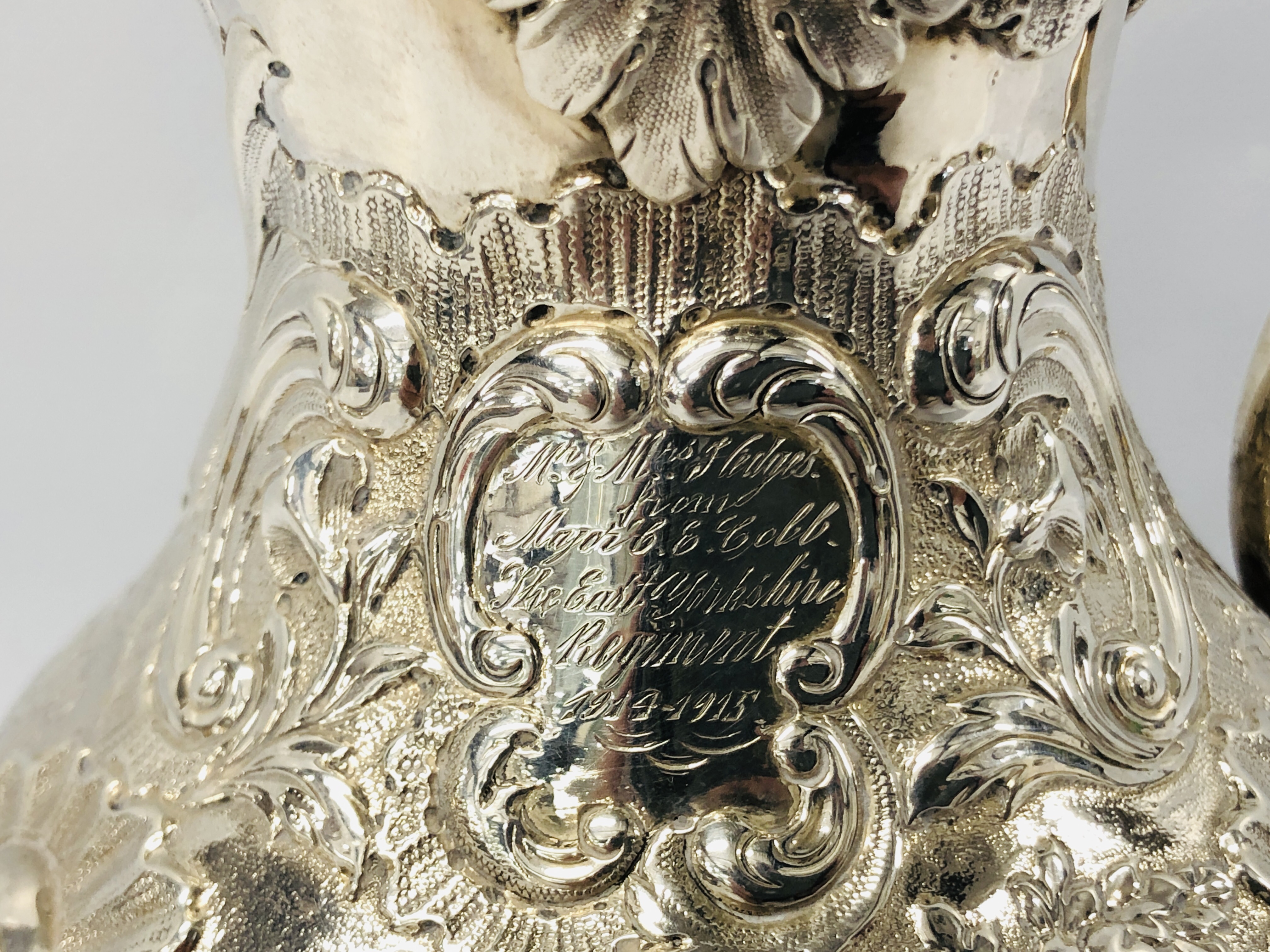 A SILVER MILK JUG OF ROCOCO DESIGN DECORATED WITH CHINOISERIE FIGURES WITH INSCRIPTION MR AND MRS J. - Image 2 of 25