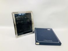 A LARGE BOXED SILVER PHOTO FRAME 11.5" X 9.