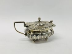 A VICTORIAN SILVER MUSTARD GADROONED BODY ON FOUR BALL FEET,