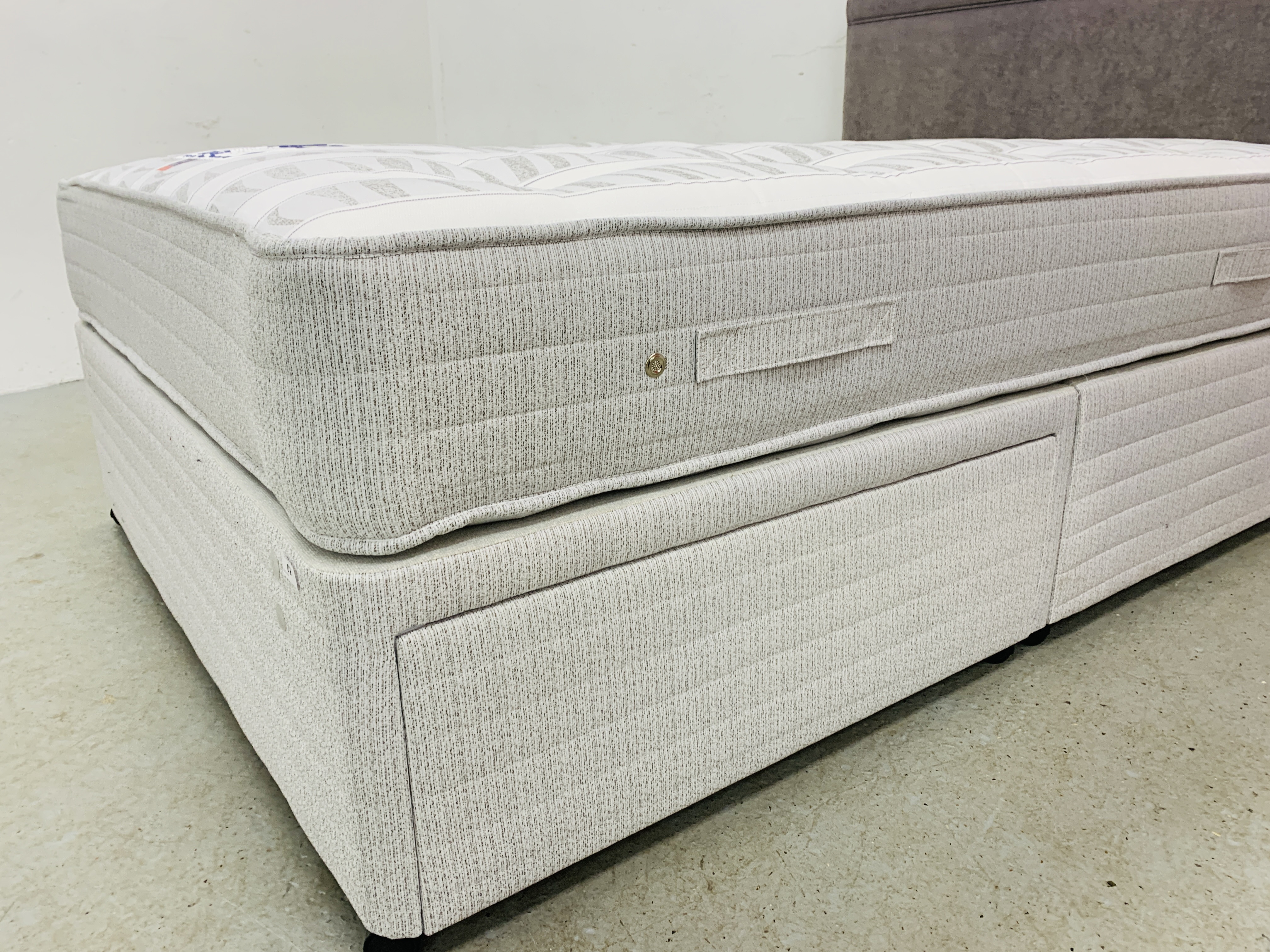A SLEEP MASTER SERENITY RANGE BACKCARE ULTIMA DOUBLE DIVAN BED WITH TWO DRAWER BASE COMPLETE WITH - Image 6 of 13