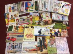 A QUANTITY OF COMIC POSTCARDS (APPROX 100)