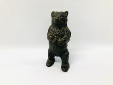 A BRONZE MONEY BOX BEAR - H 15.5CM.