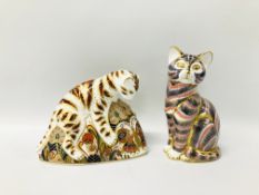 2 X ROYAL CROWN DERBY PAPERWEIGHTS "BENGAL TIGER CLUB" AND A CAT (GOLD STOPPERS).