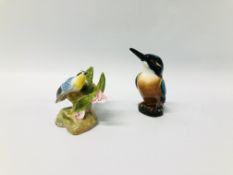 2 X ROYAL DOULTON MINIATURE CABINET BIRD ORNAMENTS COMPRISING YELLOW THROATED WARBLER K 27 AW & A