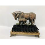 (R) HORSE DOORSTOP AND BRUSH