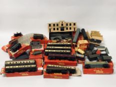 COLLECTION OF TRI-ANG 00 GAUGE ENGINES, CARRIAGES, TENDERS & ROLLING STOCK, TRACK SIDE & TRACK ETC.