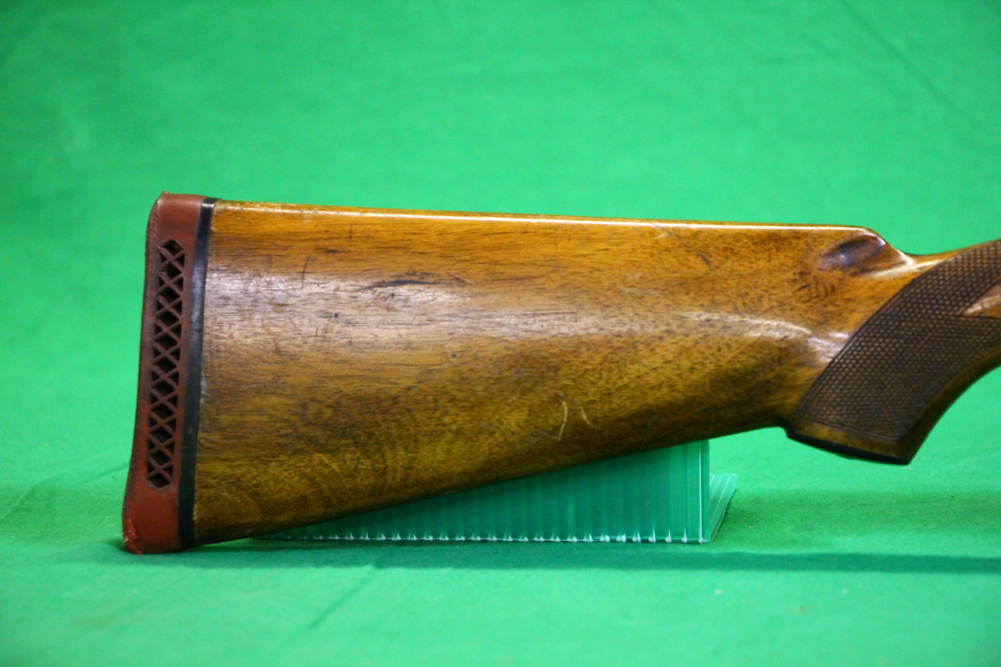 AYA 12 BORE SINGLE SHOT SHOTGUN #159134 - (ALL GUNS TO BE INSPECTED AND SERVICED BY QUALIFIED - Image 3 of 8