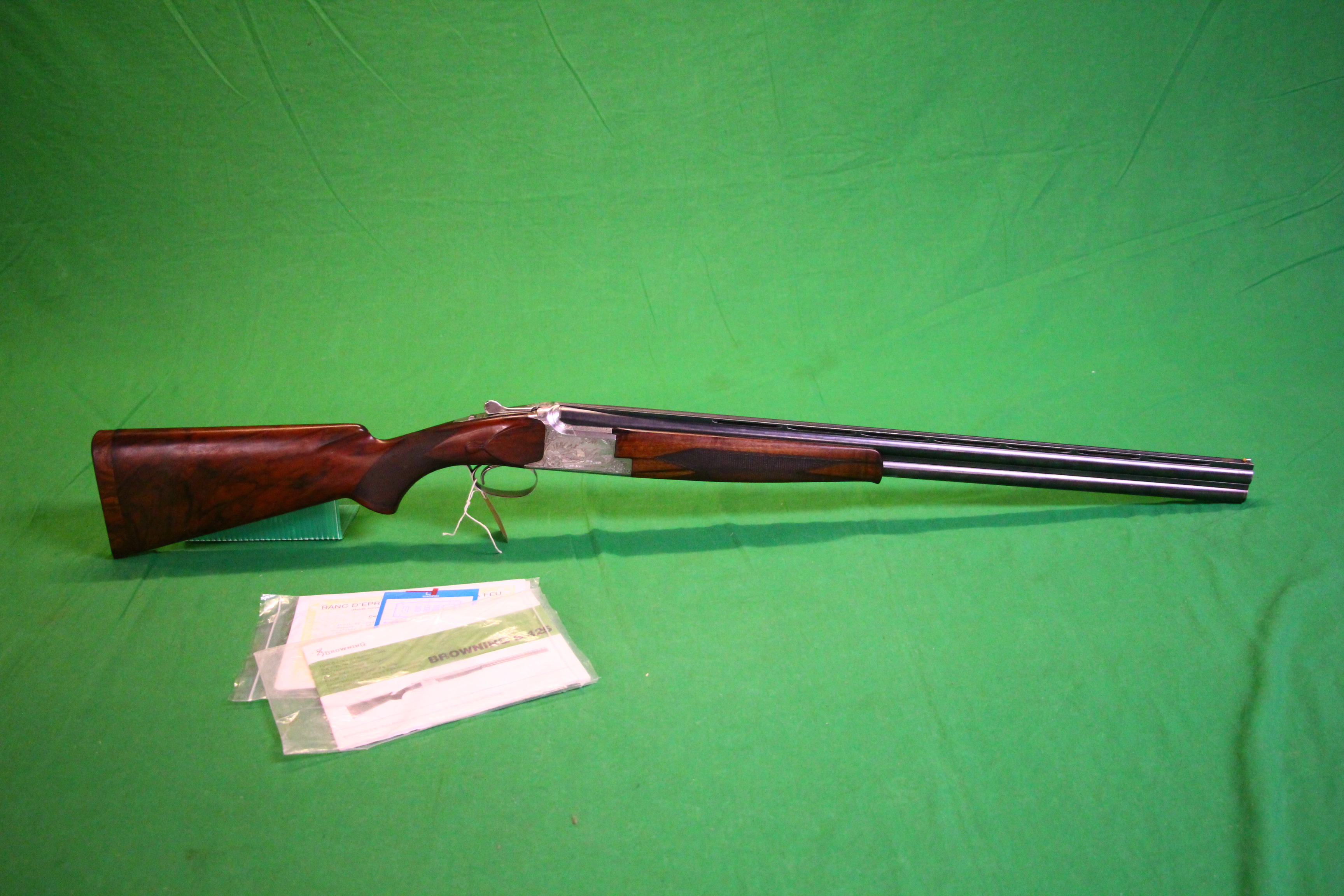 BROWNING 12 BORE O/U SHOTGUN #23633274,