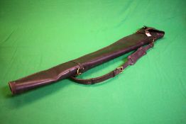 A QUALITY LEATHER FLEECE LINED SHOTGUN CASE