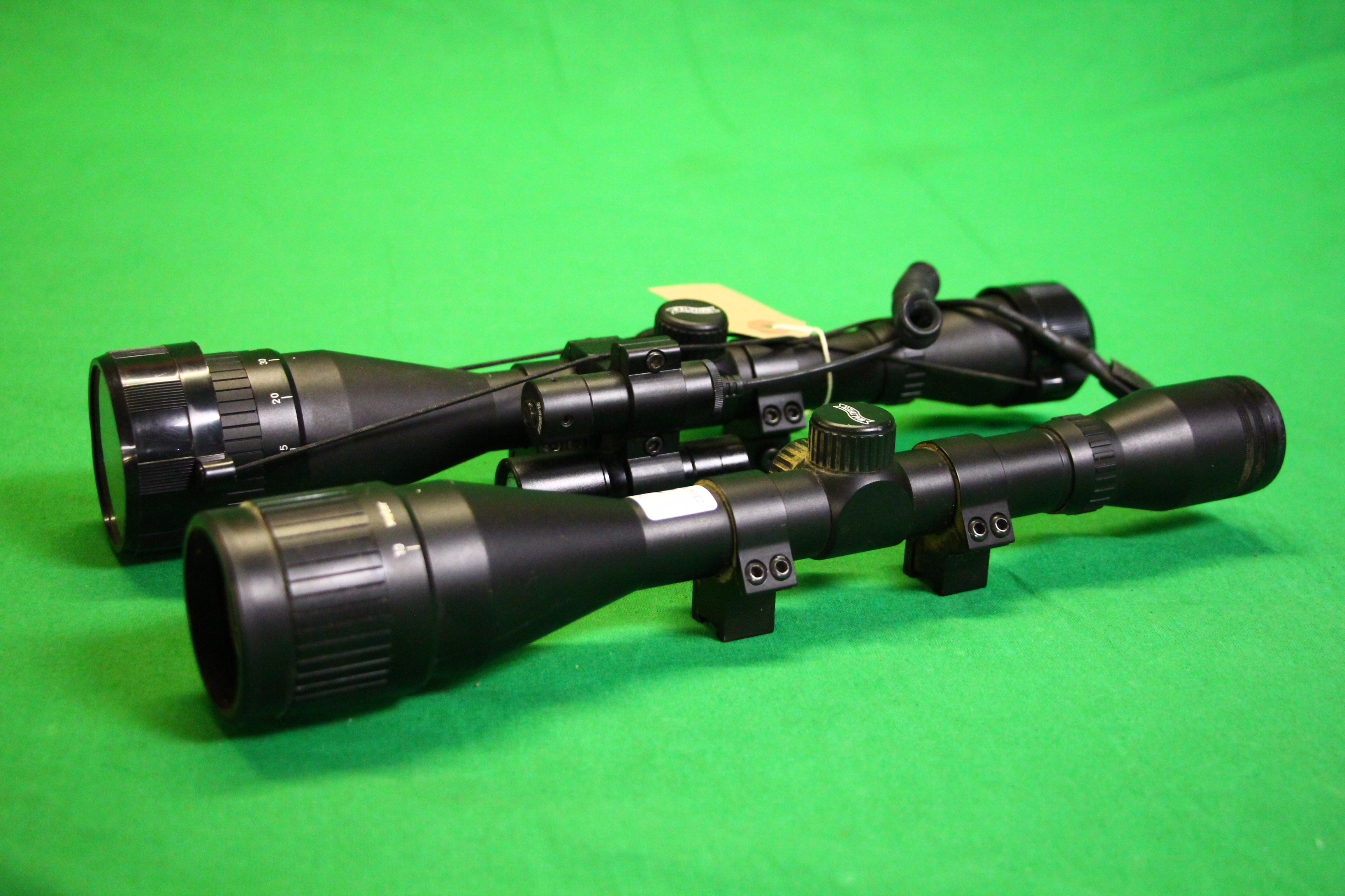 2 X WALTHER RIFLE SCOPES TO INCLUDE 6X42 WITH MOUNTS AND 6X42 WITH MOUNTS LAZER AND TORCH - Image 3 of 4