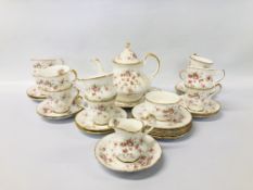 31 PIECE PARAGON VICTORIANA ROSE TEA SET