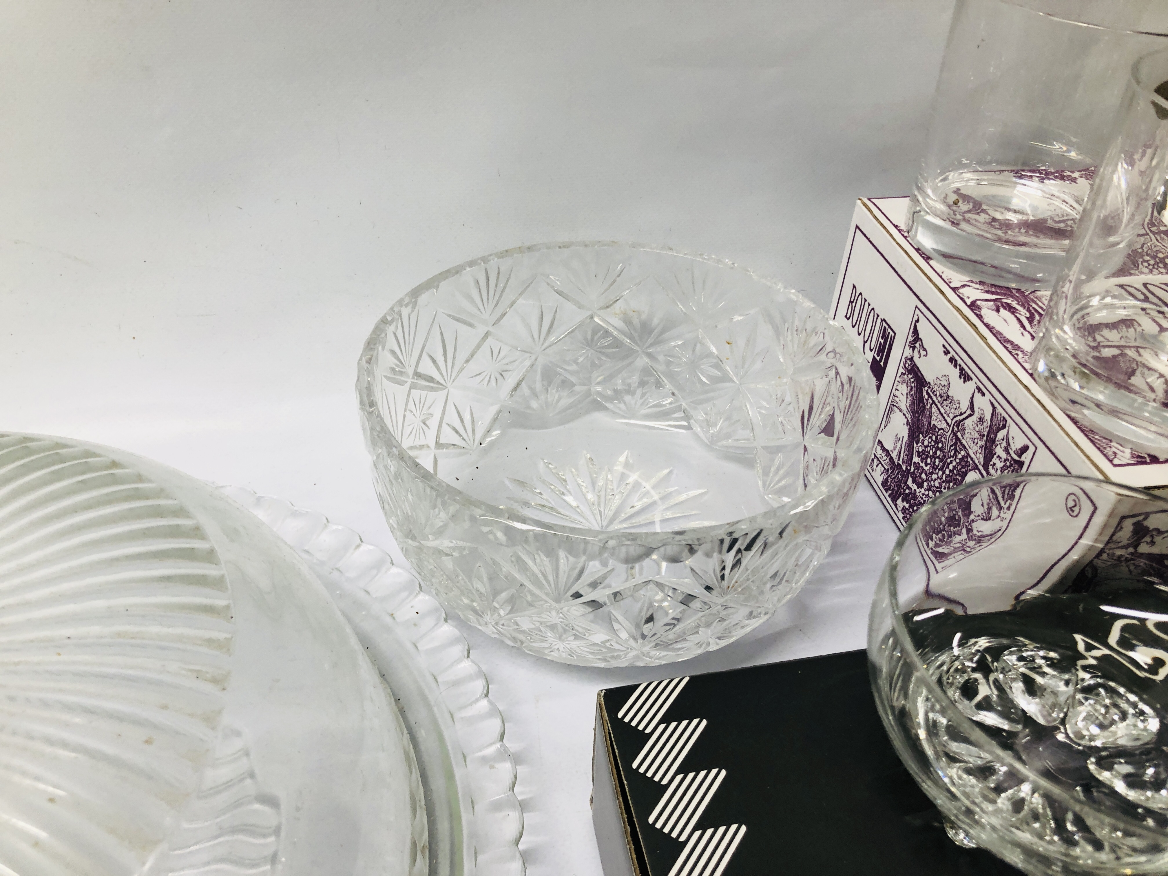 DECORATIVE GLASS CAKE PLATE AND COVER, GLASS CORONATION PLATE, - Image 7 of 7