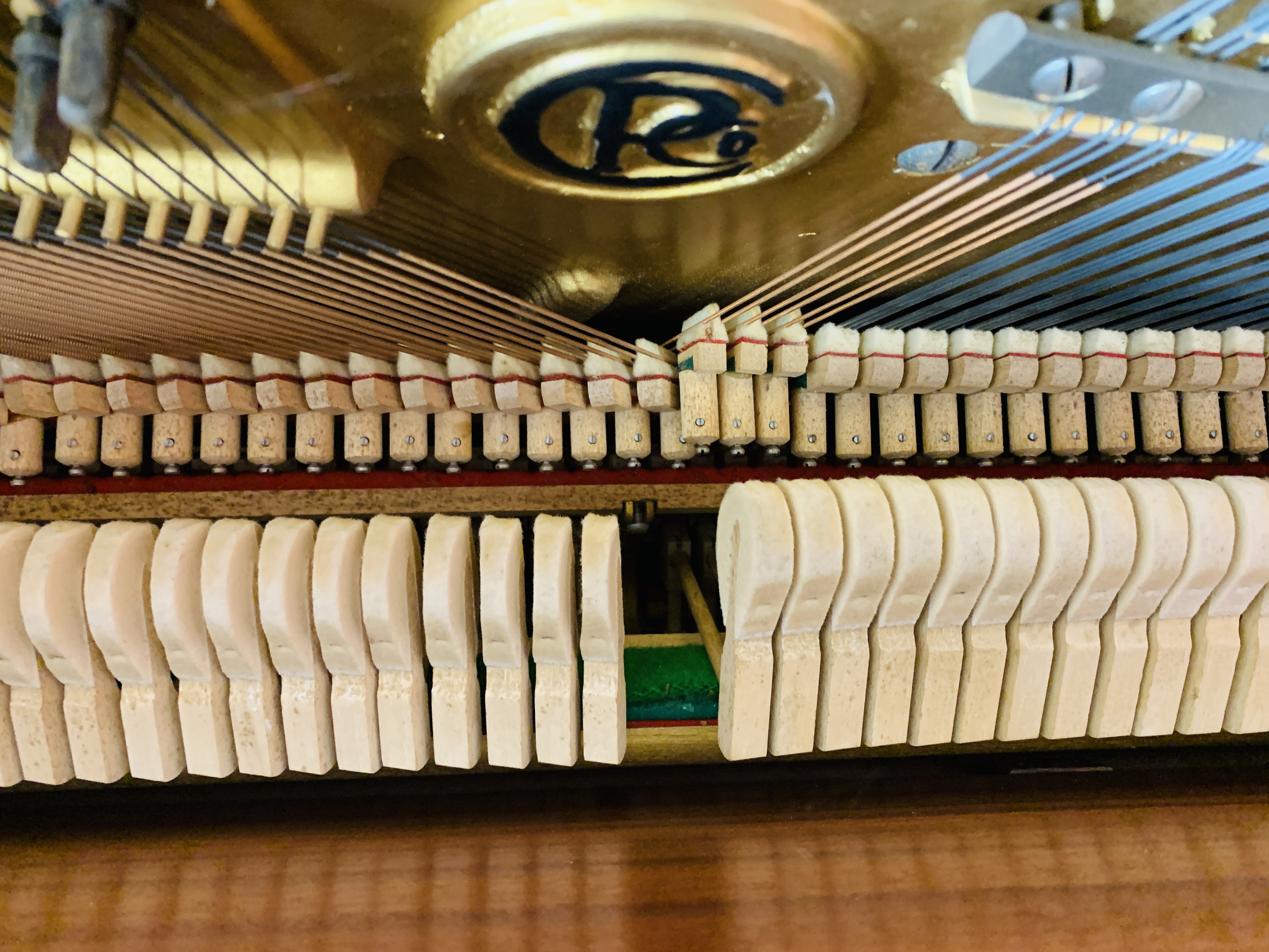 A CHAPPELL UPRIGHT OVERSTRUNG PIANO - Image 16 of 16