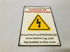 (R) ELECTROCUTION RAILWAY SIGN