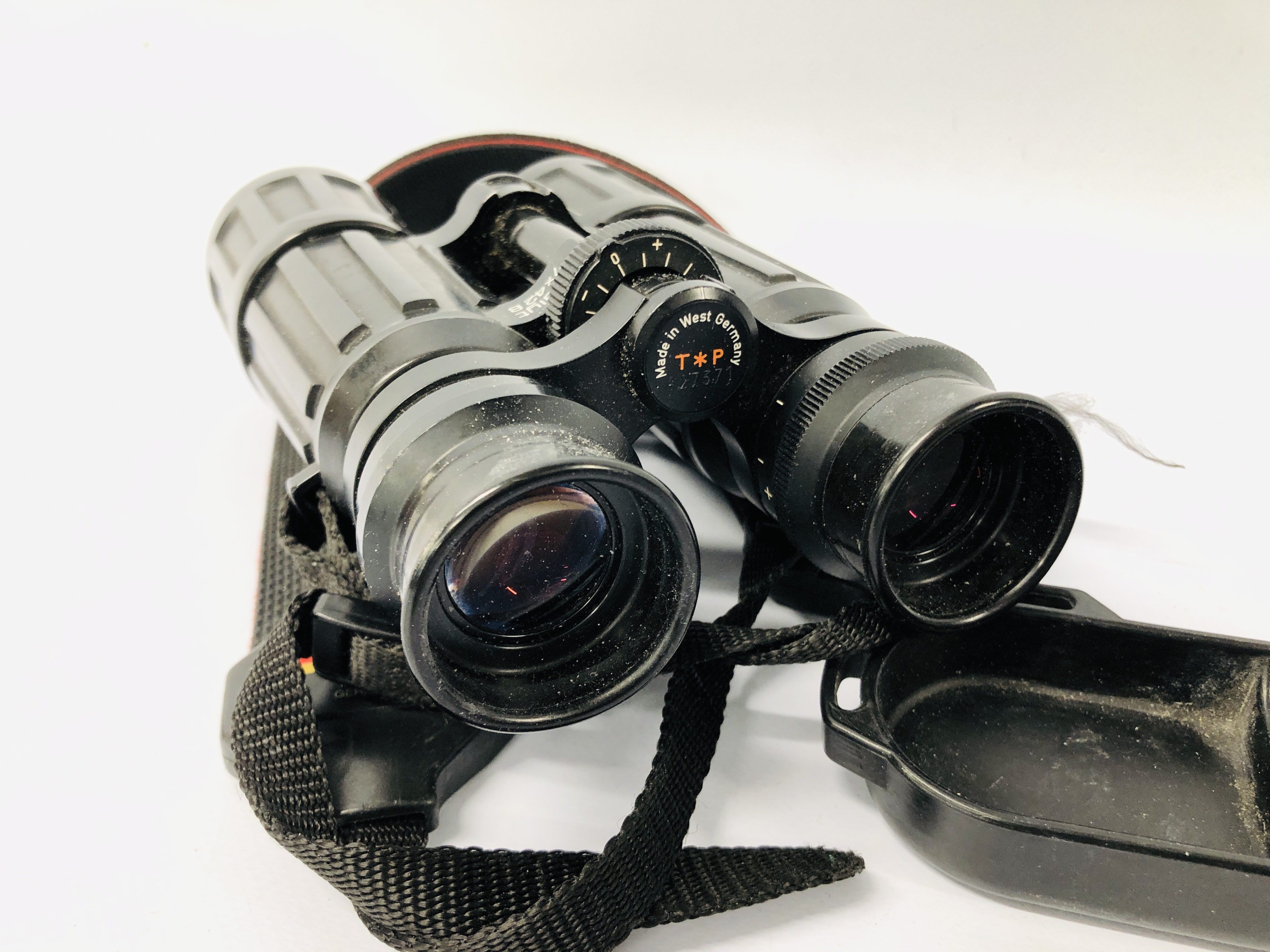 ZEISS DIALYT 7 X 42 BINOCULARS 427371. - Image 5 of 5