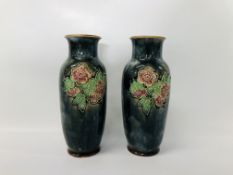 PAIR OF ROYAL DOULTON VASES X 8781 9600 - H 20.5CM.