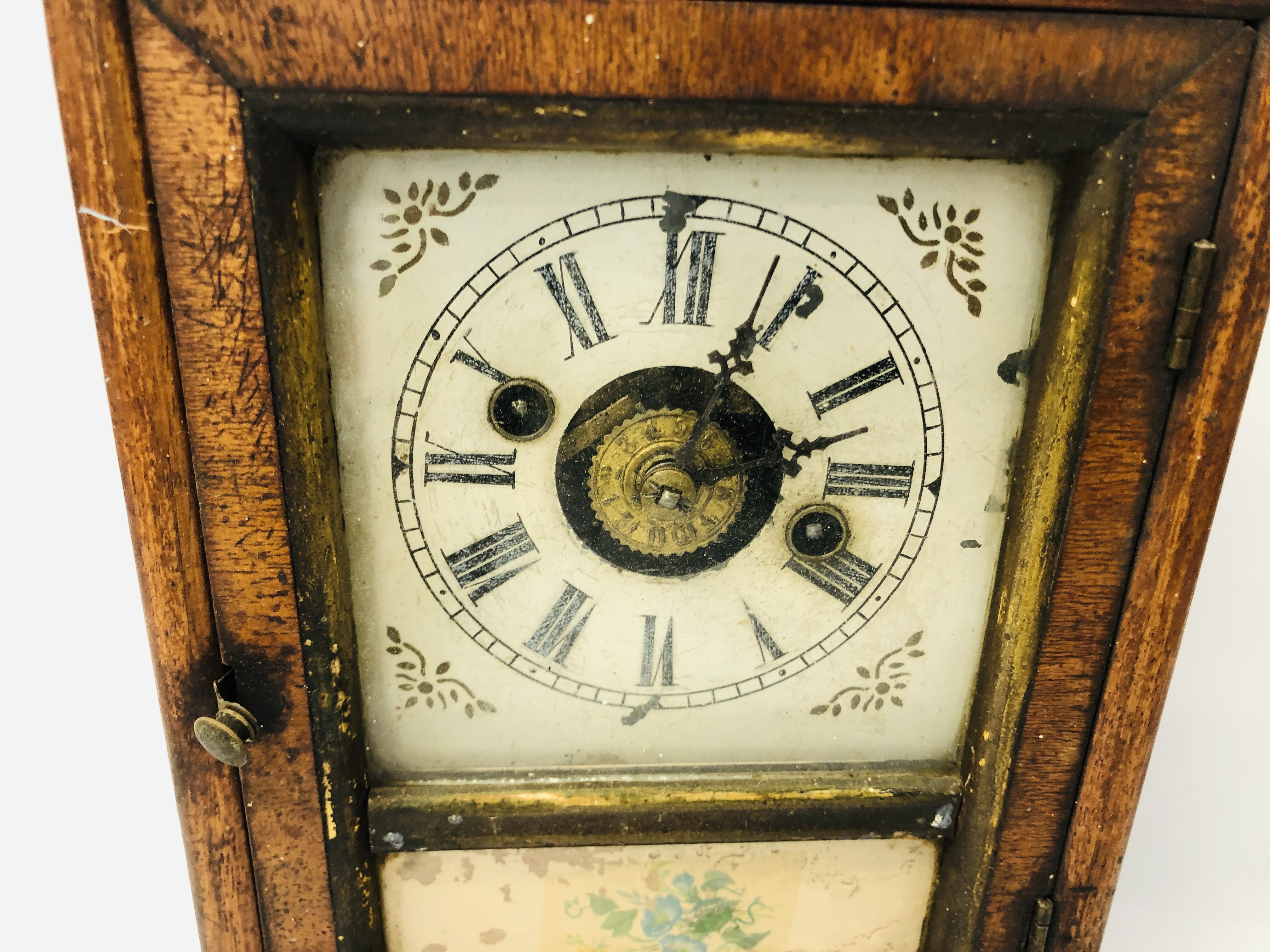 VINTAGE COLLECTABLES TO INCLUDE DESK STAND, STRIKING MANTEL CLOCK, INLAID MAHOGANY SEWING BOX, - Image 28 of 37