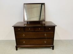 A STAG MINSTREL 4 OVER 2 DRAWER DRESSING CHEST WITH MIRROR W 107CM. D 47CM. H 70CM.