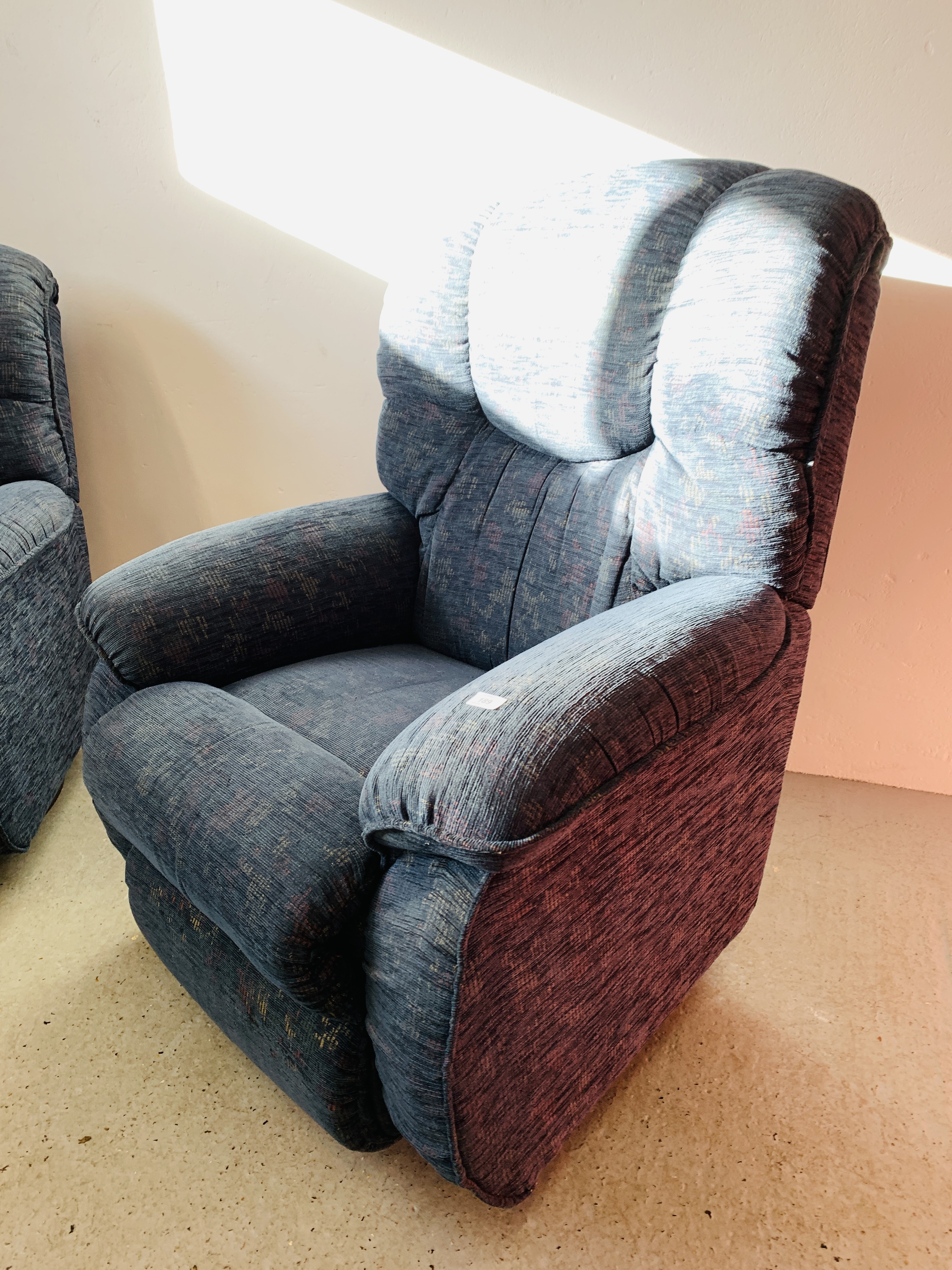 A PAIR OF LA-Z-BOY BLUE UPHOLSTERED SWIVEL RECLINER EASY CHAIRS - Image 2 of 13