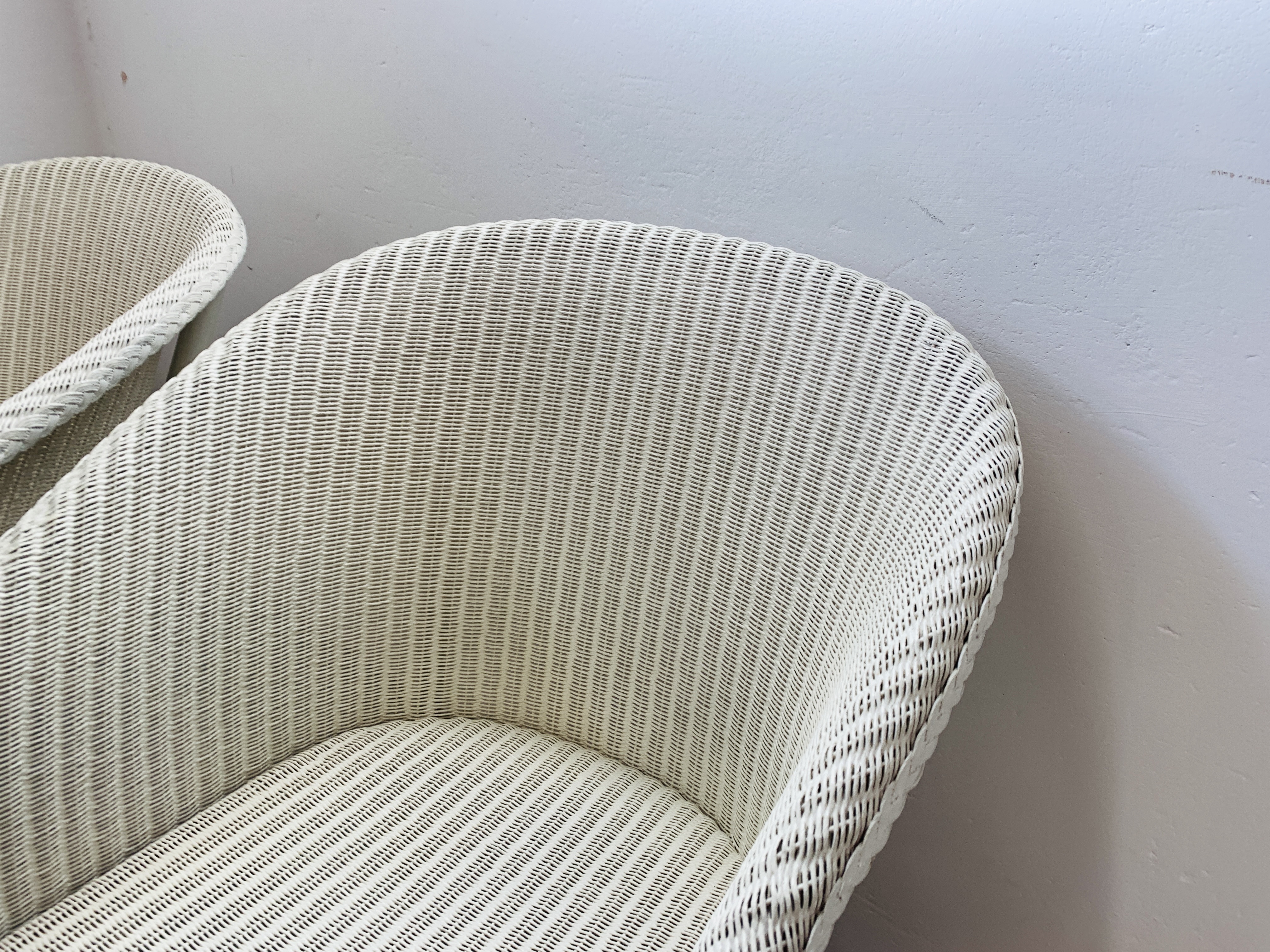 A PAIR OF LLOYD LOOM WHITE FINISH CHAIRS - Image 3 of 6