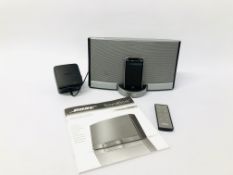 BOSE SOUND DOCK WITH REMOTE AND CHARGER ALONG WITH APPLE IPOD TOUCH - SOLD AS SEEN