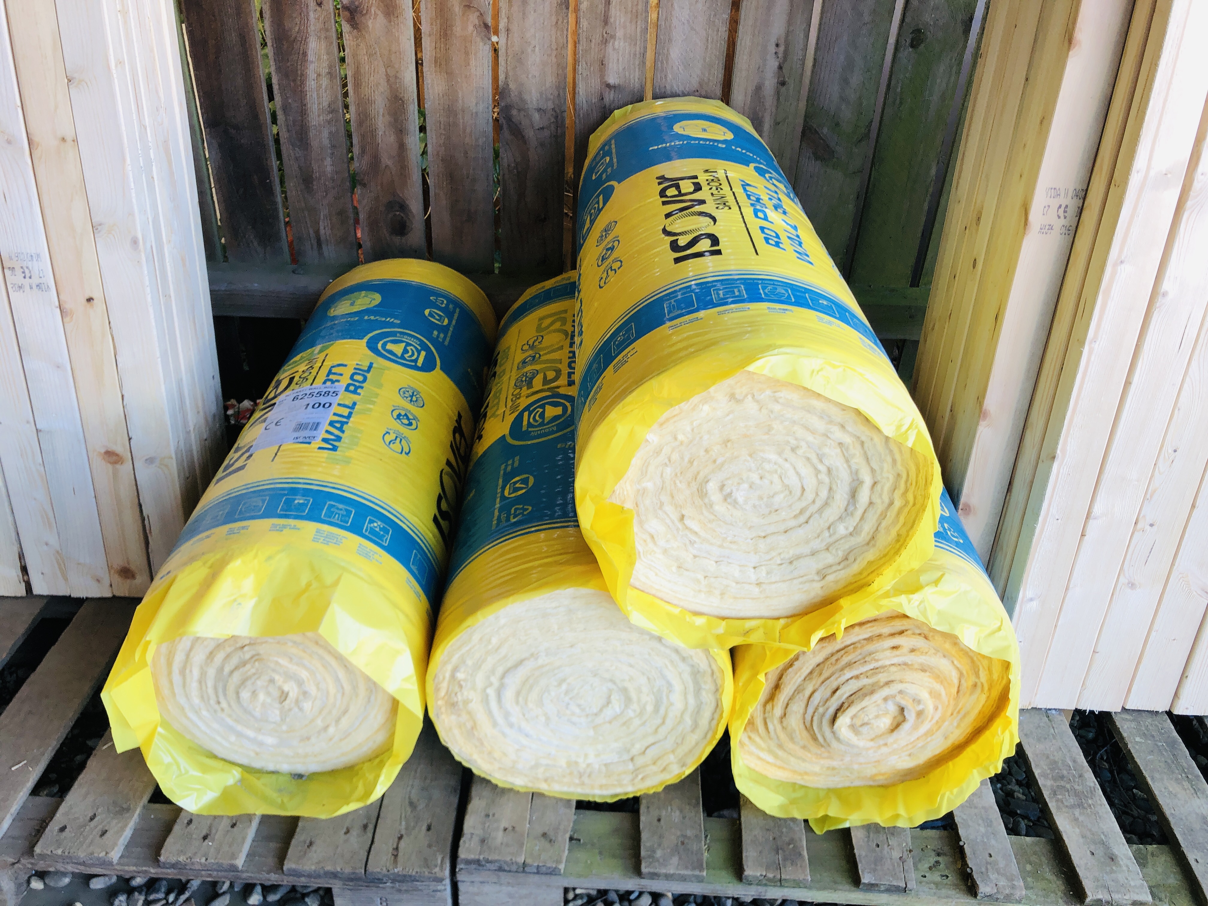 4 X ROLLS ISOVER 100MM PARTY WALL INSULATION