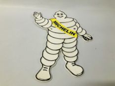 (R) MICHELIN SHAPE PLAQUE