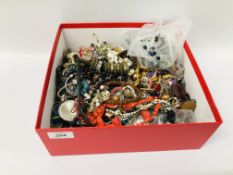 EXTENSIVE GROUP OF COSTUME JEWELLERY