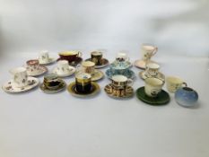 COLLECTION OF 15 VARIOUS CABINET CUPS AND SAUCES TO INCLUDE ROYAL CROWN DERBY, SPODE, AYNSLEY,