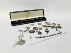 COLLECTION OF ASSORTED VINTAGE AND MODERN SILVER AND WHITE METAL JEWELLERY TO INCLUDE AN AMBER SET