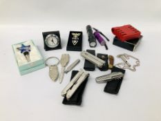 TRAY OF ASSORTED COLLECTIBLES TO INCLUDE BOYZ TOYS POCKET MULTI TOOL & 2 OTHERS,