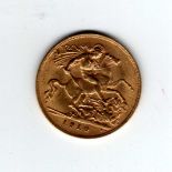 GOLD COINS: HALF SOVEREIGN,